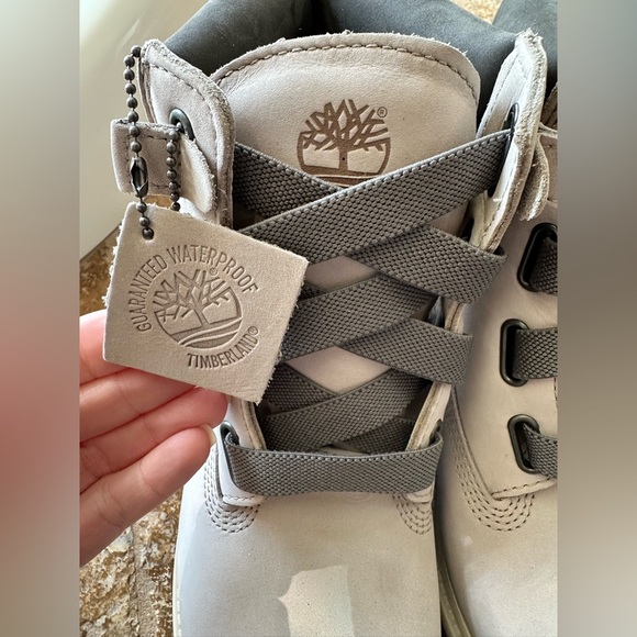 NWOT Timberland Women’s 6” Premium Convenient Boots💋 - Picture 10 of 10